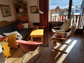 3 pièces, 6 pers, proche spa & ski bus, Les Carroz - FR-1-572-133